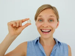 برای شادابی پوست چه قرصی بخوریم؟